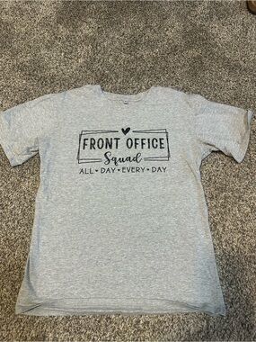 Source Unknown Gray 'Front Office Squad' Short Sleeve Tee
